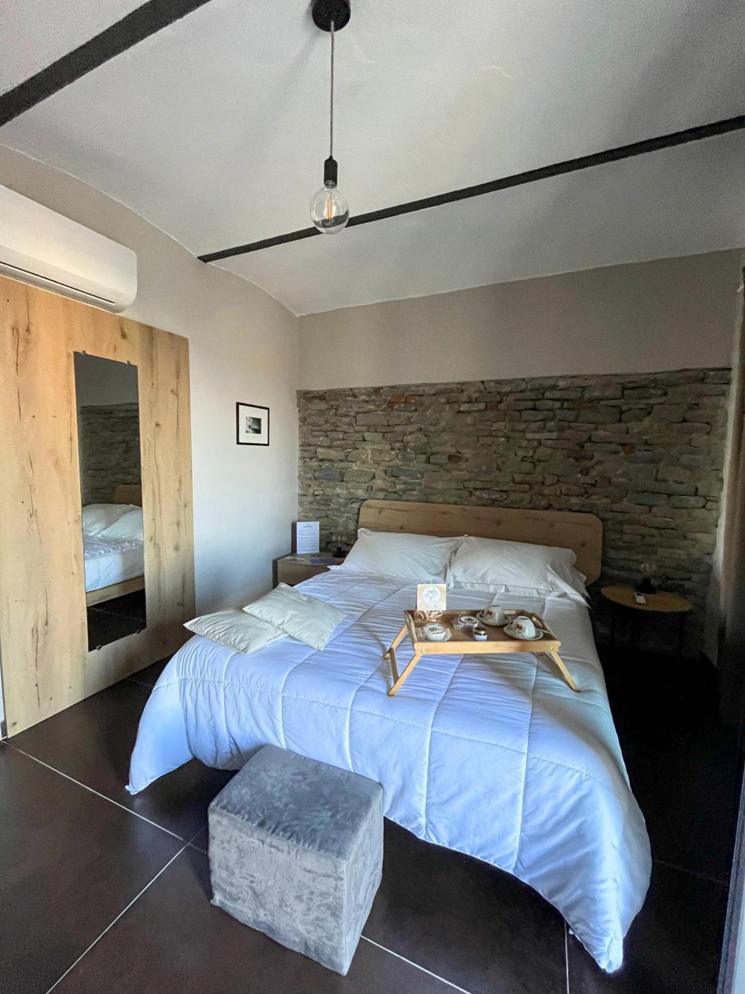 Dimora Darsenso Hotel Albaretto della Torre Buitenkant foto